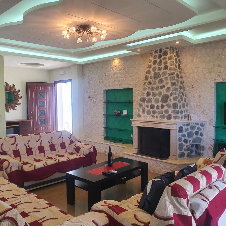 Mihal Suites Sarande Exterior photo