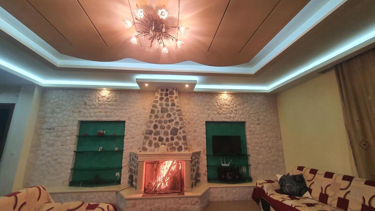 Mihal Suites Sarande Exterior photo