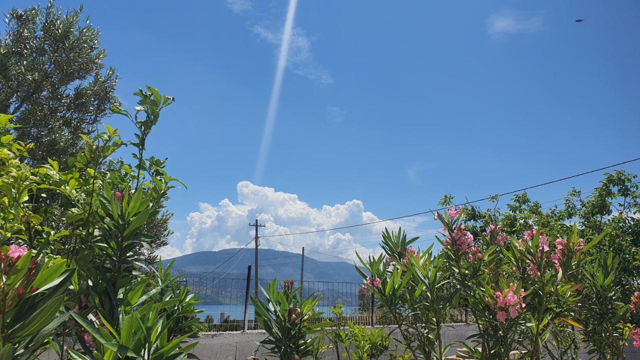 Mihal Suites Sarande Exterior photo