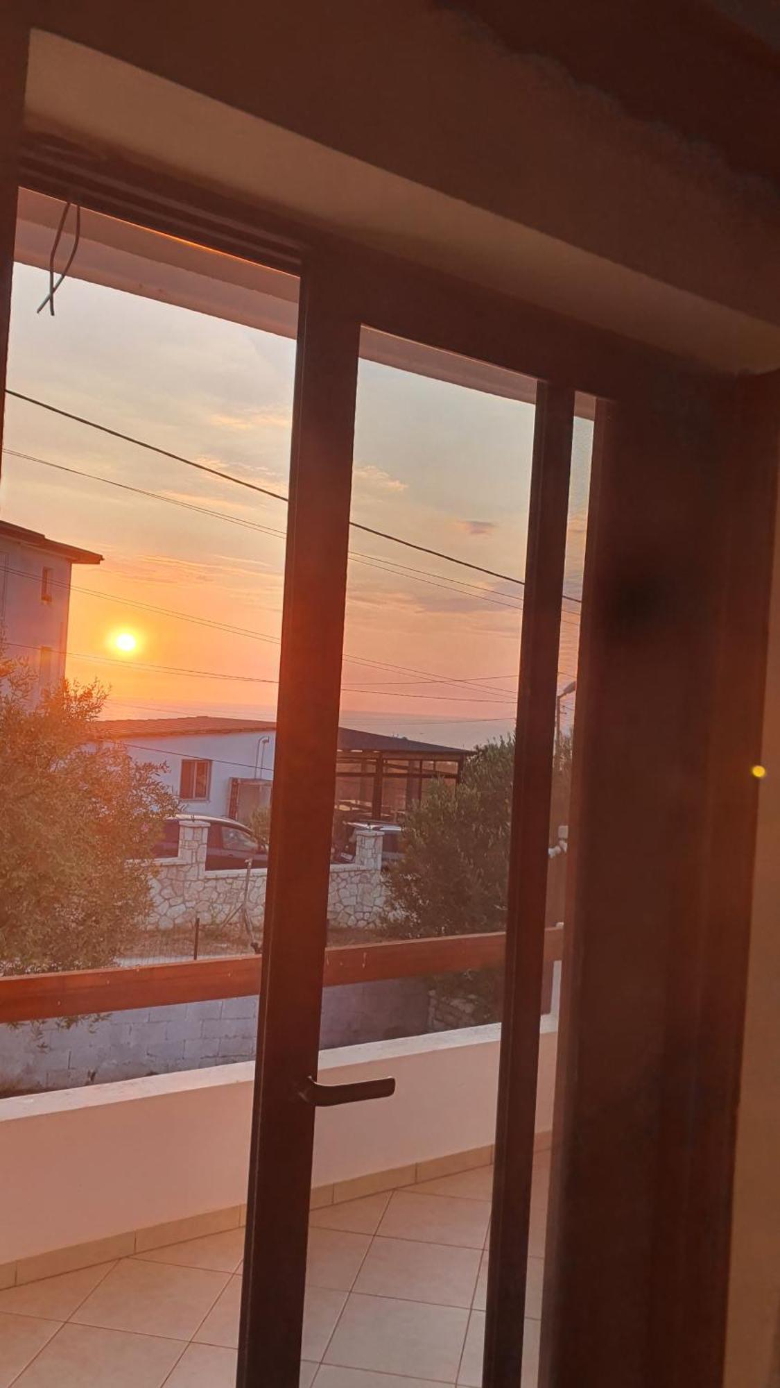 Mihal Suites Sarande Exterior photo